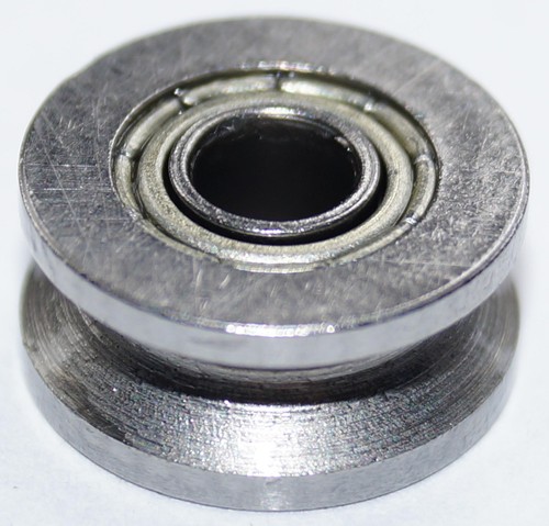 Führungsrolle mit nut x - mit, v-nut